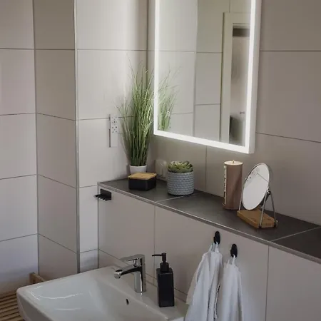 Lejlighed *neu*family&work*wlan*ntflx*cozy*zentrum*toplage